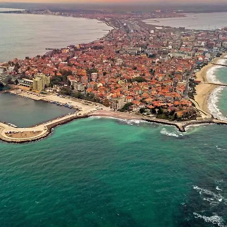 Apartament Elite Is Located In The Old Town Of Gmina Pomorie