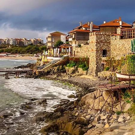 Apartament Elite Is Located In The Old Town Of Gmina Pomorie
