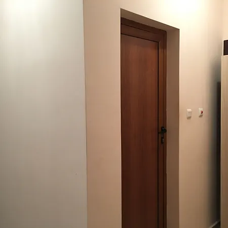 Elite Is Located In The Old Town Of Апартаменти Поморіє